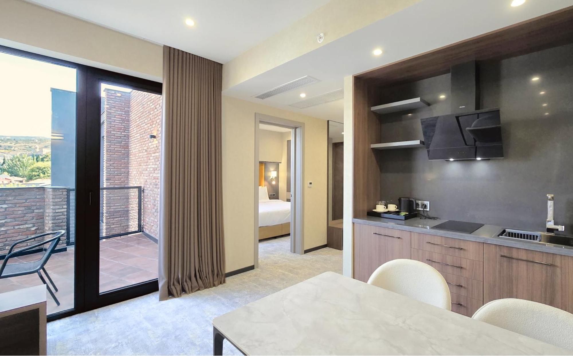 Griffin Hotel Тбілісі Екстер'єр фото