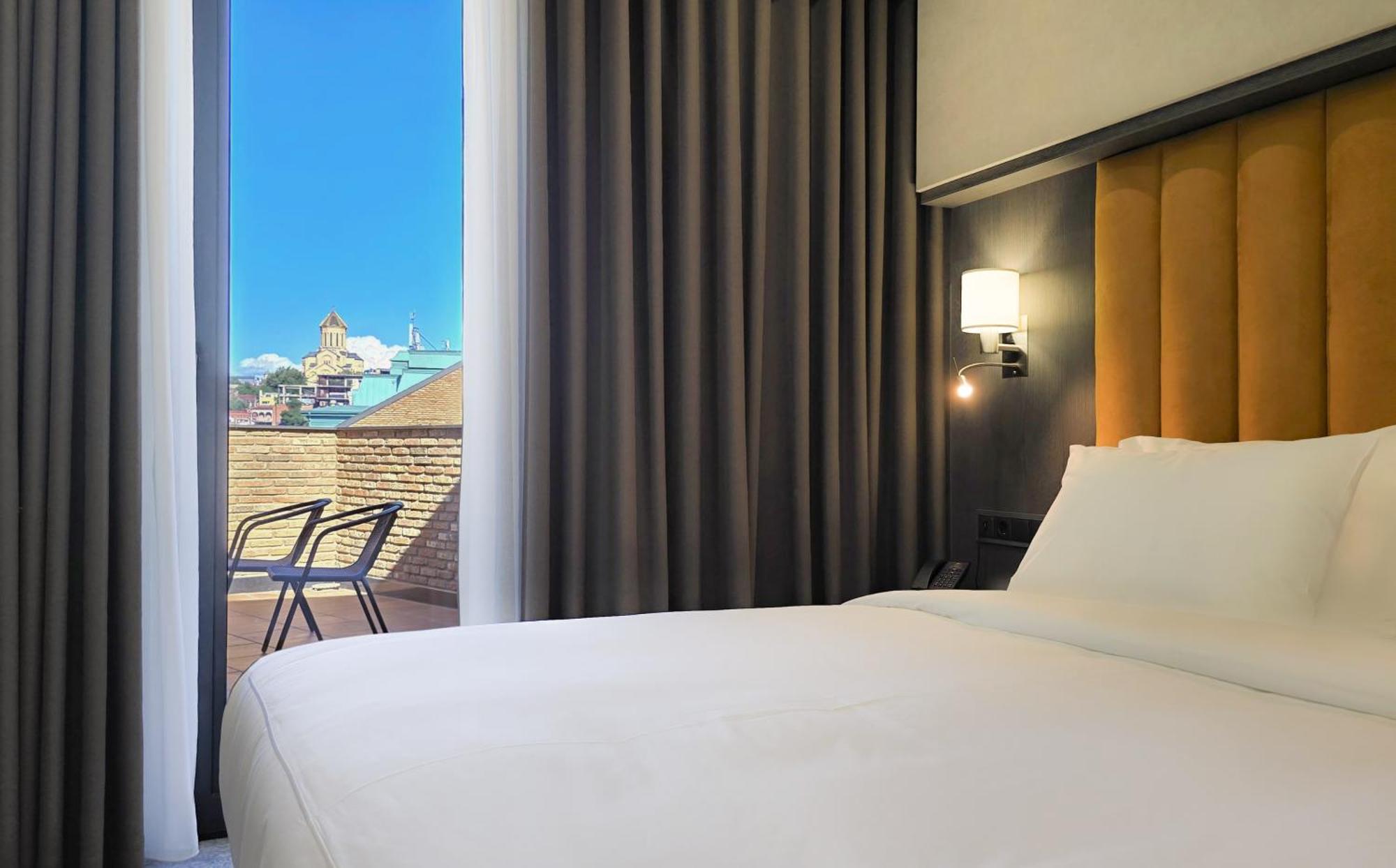 Griffin Hotel Тбілісі Екстер'єр фото